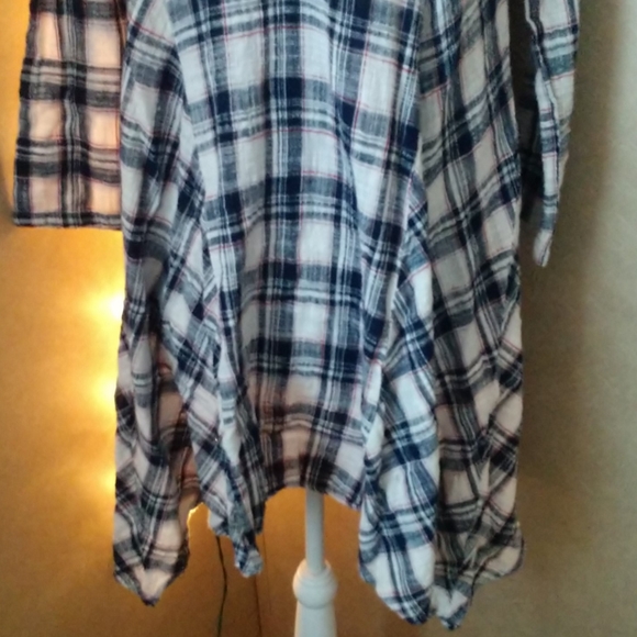 Cowgirl tunic 🤠 SALE OFFER ANY OFFER 5 and up - Picture 3 of 6